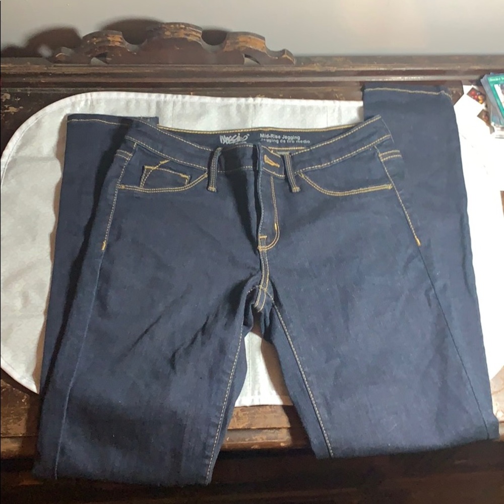 Target Mid-Rise Jean‎ Jegging size 4 27R